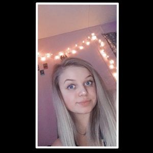 Meet your Posher, Leah